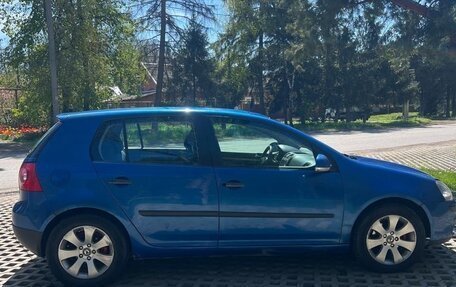 Volkswagen Golf V, 2004 год, 430 000 рублей, 3 фотография
