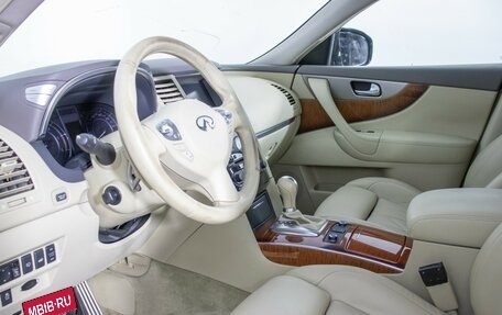 Infiniti QX70, 2015 год, 2 684 000 рублей, 11 фотография