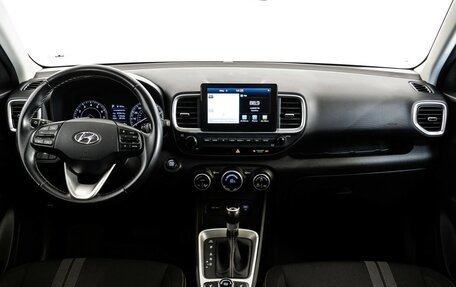 Hyundai Venue I, 2019 год, 1 699 000 рублей, 10 фотография