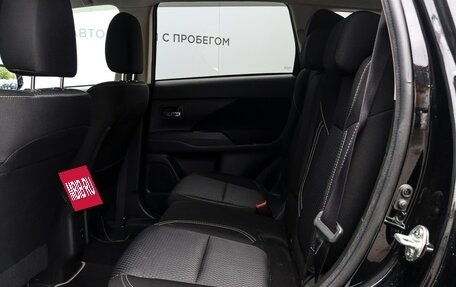 Mitsubishi Outlander III рестайлинг 3, 2021 год, 2 480 000 рублей, 10 фотография