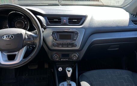 KIA Rio III рестайлинг, 2013 год, 800 000 рублей, 8 фотография