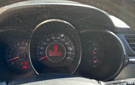 KIA Rio III рестайлинг, 2013 год, 800 000 рублей, 9 фотография