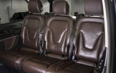 Mercedes-Benz V-Класс, 2019 год, 5 500 000 рублей, 11 фотография