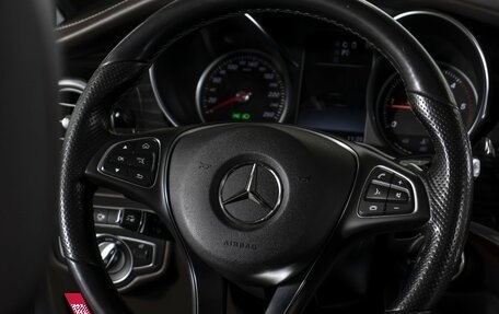 Mercedes-Benz V-Класс, 2019 год, 5 500 000 рублей, 15 фотография