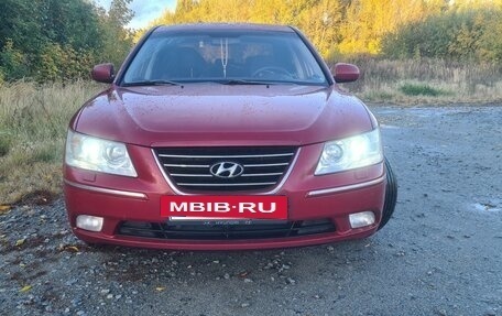 Hyundai Sonata VI, 2010 год, 780 000 рублей, 2 фотография