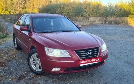 Hyundai Sonata VI, 2010 год, 780 000 рублей, 4 фотография