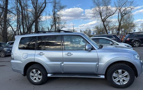 Mitsubishi Pajero IV, 2011 год, 1 899 000 рублей, 5 фотография