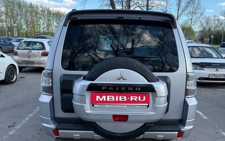Mitsubishi Pajero IV, 2011 год, 1 899 000 рублей, 6 фотография