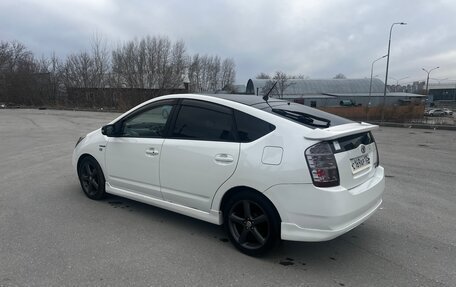 Toyota Prius, 2008 год, 740 000 рублей, 3 фотография