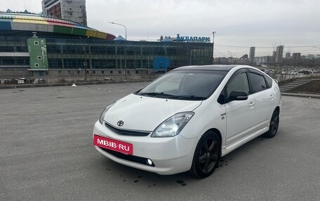 Toyota Prius, 2008 год, 740 000 рублей, 2 фотография