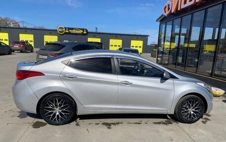 Hyundai Avante, 2011 год, 920 000 рублей, 2 фотография