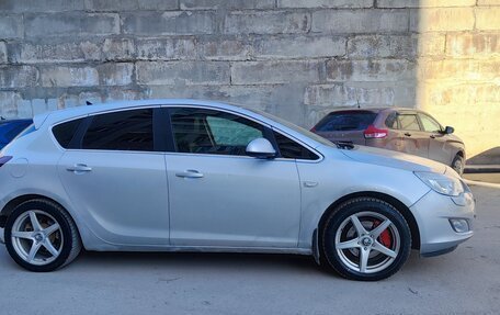 Opel Astra J, 2010 год, 470 000 рублей, 4 фотография