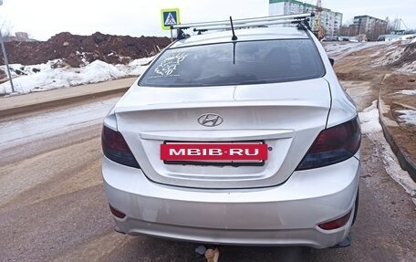 Hyundai Solaris II рестайлинг, 2011 год, 500 000 рублей, 4 фотография