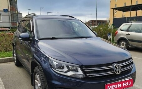 Volkswagen Tiguan I, 2012 год, 1 360 000 рублей, 2 фотография