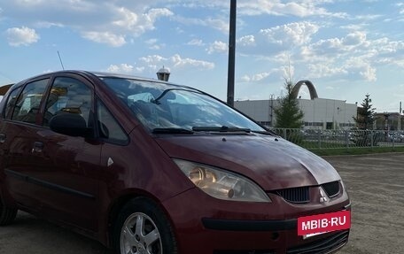 Mitsubishi Colt VI рестайлинг, 2006 год, 349 999 рублей, 2 фотография