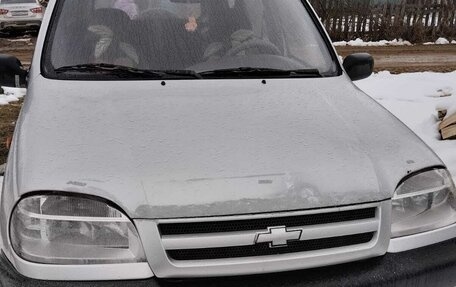 Chevrolet Niva I рестайлинг, 2004 год, 230 000 рублей, 2 фотография