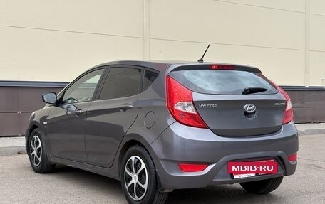 Hyundai Solaris II рестайлинг, 2013 год, 670 000 рублей, 5 фотография