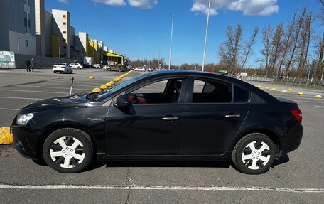 Chevrolet Cruze II, 2011 год, 750 000 рублей, 3 фотография