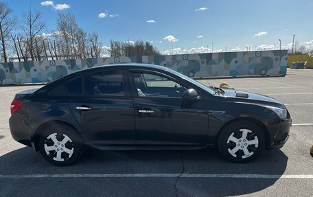 Chevrolet Cruze II, 2011 год, 750 000 рублей, 5 фотография