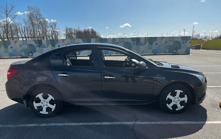 Chevrolet Cruze II, 2011 год, 750 000 рублей, 6 фотография