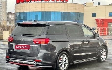 KIA Carnival III, 2018 год, 2 699 000 рублей, 6 фотография