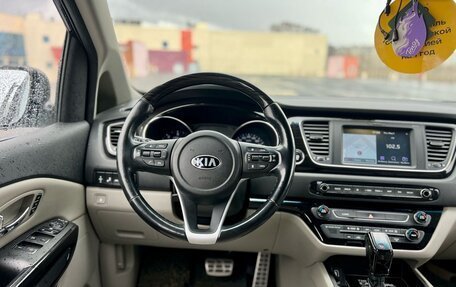 KIA Carnival III, 2018 год, 2 699 000 рублей, 19 фотография