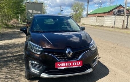 Renault Kaptur I рестайлинг, 2018 год, 1 350 000 рублей, 2 фотография