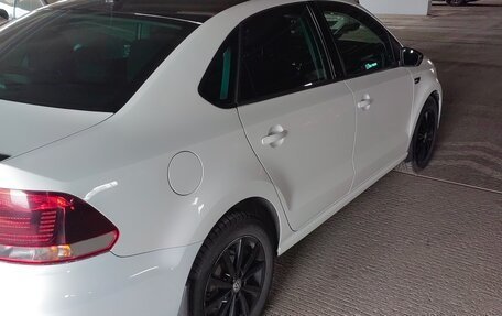 Volkswagen Polo VI (EU Market), 2019 год, 1 350 000 рублей, 2 фотография