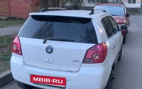 Geely MK Cross I, 2013 год, 190 000 рублей, 2 фотография