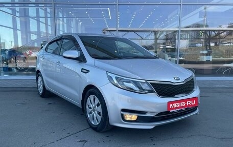KIA Rio III рестайлинг, 2016 год, 999 000 рублей, 2 фотография