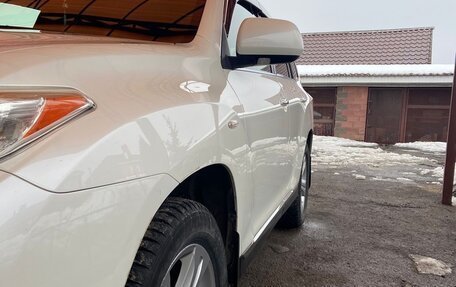 Toyota Highlander III, 2012 год, 2 150 000 рублей, 10 фотография