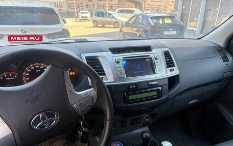 Toyota Hilux VII, 2013 год, 2 500 000 рублей, 5 фотография