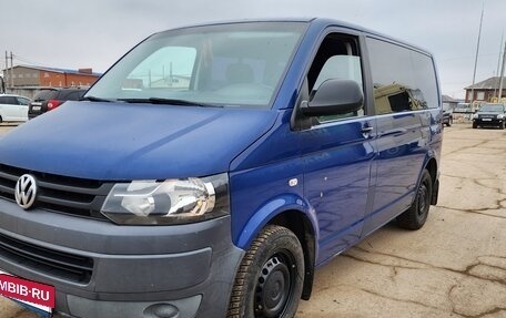 Volkswagen Transporter T5 рестайлинг, 2010 год, 1 400 000 рублей, 2 фотография