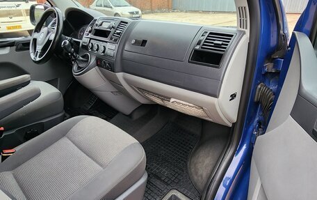 Volkswagen Transporter T5 рестайлинг, 2010 год, 1 400 000 рублей, 10 фотография
