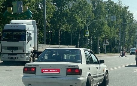 Nissan Bluebird VIII, 1988 год, 185 000 рублей, 3 фотография
