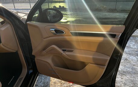 Porsche Cayenne III, 2013 год, 2 500 000 рублей, 10 фотография