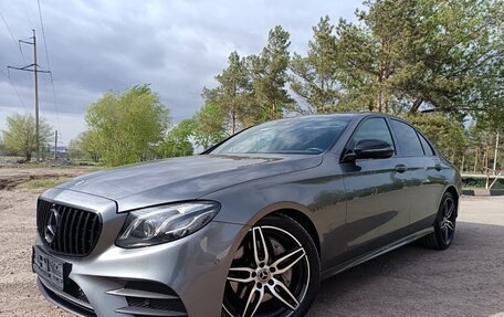 Mercedes-Benz E-Класс, 2017 год, 3 650 000 рублей, 2 фотография