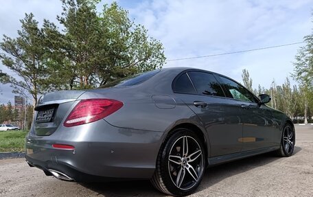 Mercedes-Benz E-Класс, 2017 год, 3 650 000 рублей, 8 фотография