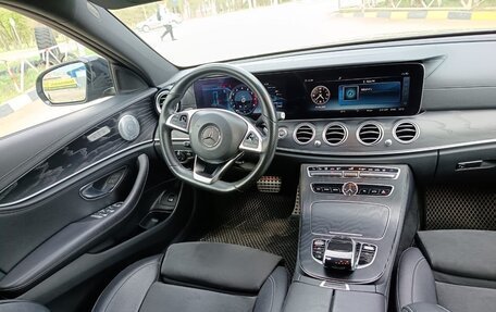 Mercedes-Benz E-Класс, 2017 год, 3 650 000 рублей, 16 фотография
