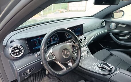 Mercedes-Benz E-Класс, 2017 год, 3 650 000 рублей, 15 фотография