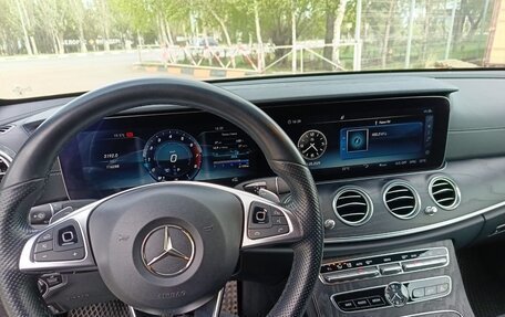 Mercedes-Benz E-Класс, 2017 год, 3 650 000 рублей, 17 фотография