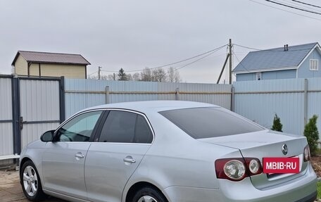Volkswagen Jetta VI, 2008 год, 850 000 рублей, 7 фотография