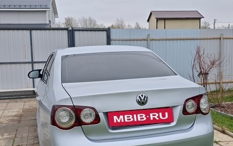 Volkswagen Jetta VI, 2008 год, 850 000 рублей, 4 фотография