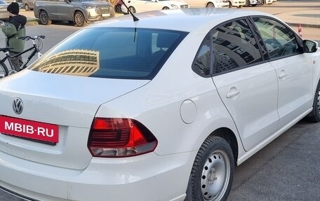 Volkswagen Polo VI (EU Market), 2015 год, 790 000 рублей, 2 фотография