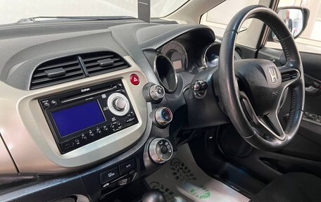 Honda Fit III, 2012 год, 799 000 рублей, 7 фотография