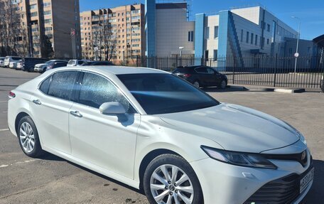 Toyota Camry, 2019 год, 2 599 000 рублей, 3 фотография