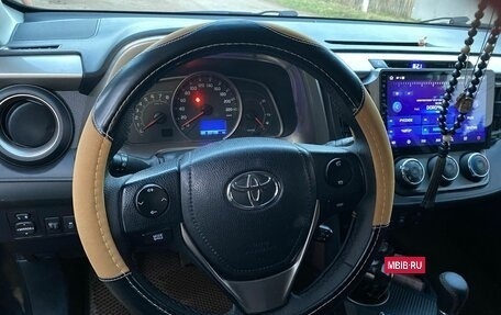 Toyota RAV4, 2013 год, 1 880 000 рублей, 9 фотография