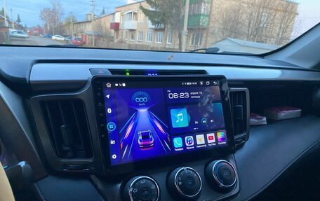 Toyota RAV4, 2013 год, 1 880 000 рублей, 10 фотография