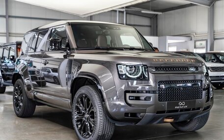 Land Rover Defender II, 2025 год, 29 500 000 рублей, 3 фотография