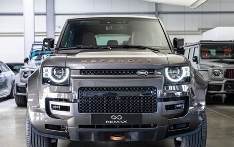 Land Rover Defender II, 2025 год, 29 500 000 рублей, 2 фотография